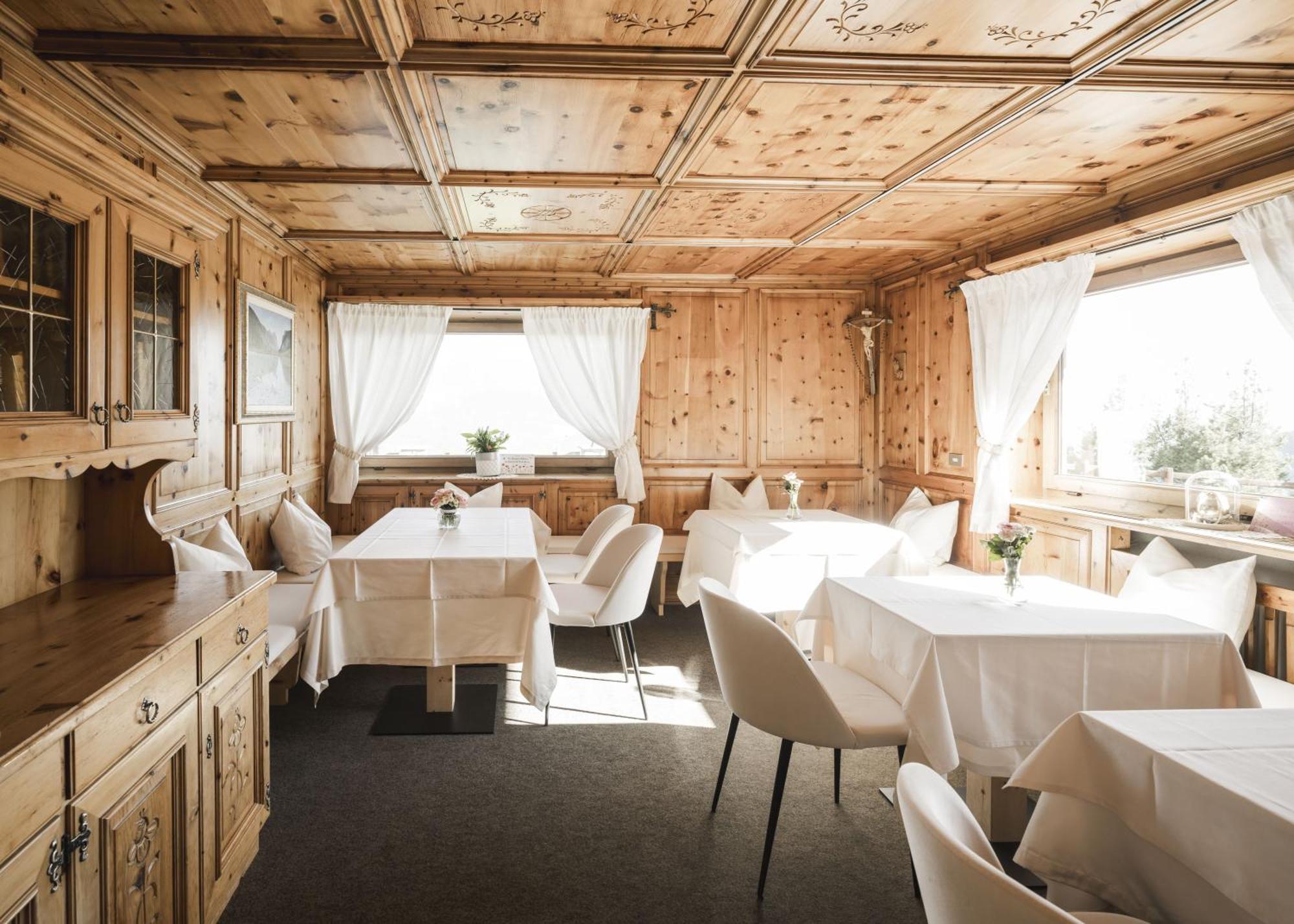 Boutique Pension Erlacher - Adults Only Villandro Exterior foto